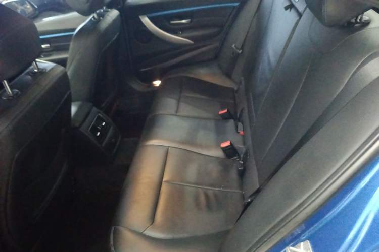 Used BMW 3 Series 2018 320i M Sport Package
