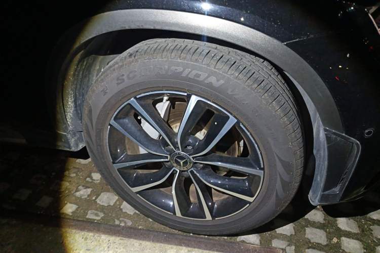 Used Mercedes-Benz GLC 2020 Facelift GLC 300 L 4MATIC Dynamic Edition
