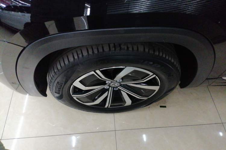 Used Volkswagen Teramont X 2020 Facelift 380TSI Four-Wheel Drive Luxury Edition Left Front Wheel Hub