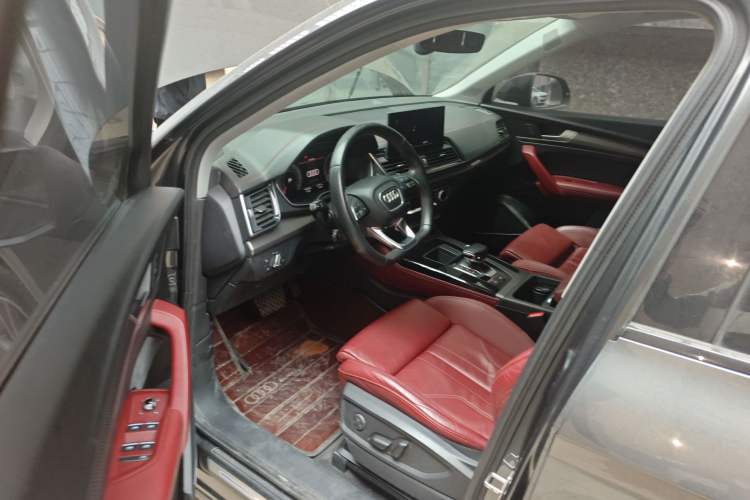 Used Audi Q5L 2021 40 TFSI Enjoy Life Edition Driver Seat