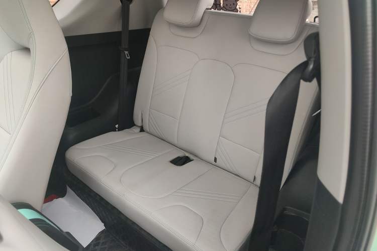 Used Chery New Energy Little Ant 2021 200 000 Yuan "Ant Fan" Edition Energized Version NMC Lithium Battery 301 km Interior 4