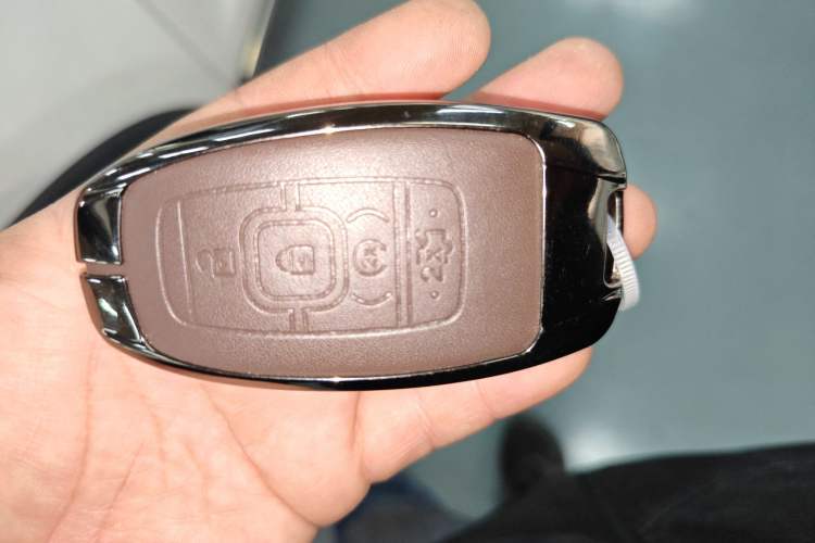 Used Lincoln MKC 2017 2.0T Two-Wheel Drive Zunyue Edition Vehicle Key