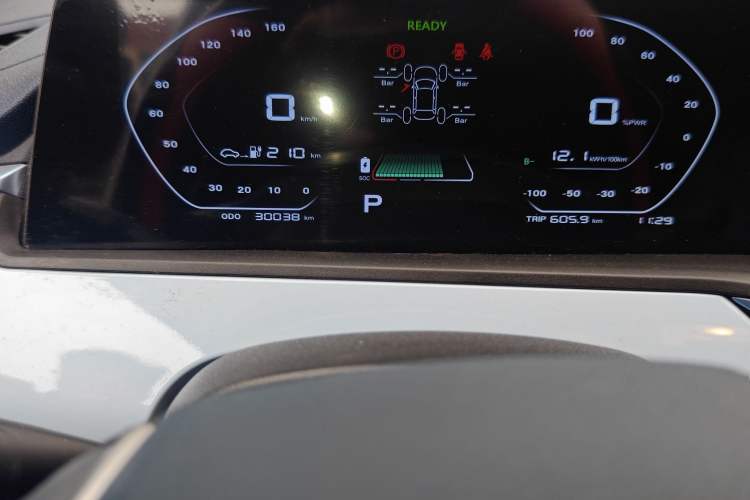 Used CHANGAN Benni E-Star 2022 Qingxin Edition Colorful Model Lithium Iron Phosphate