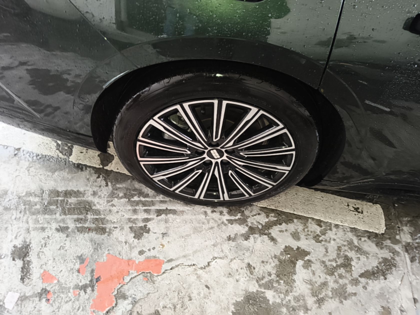 Geely Galaxy 8 2025 130km EM-P Starship Edition — снимка 11