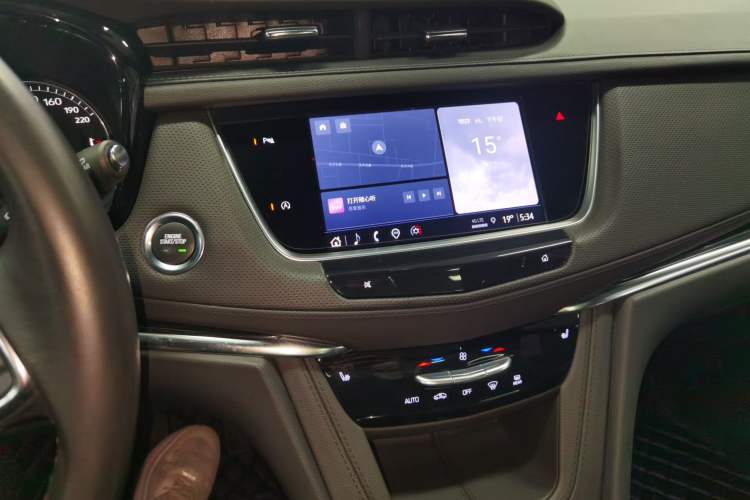 Used Cadillac XT5 2022 2.0T Two-Wheel Drive Luxury Version