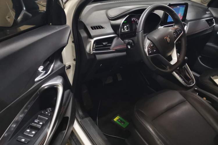 Used Baojun 510 2019 1.5L CVT Enjoyment Model China VI Emission Standard Driver Seat