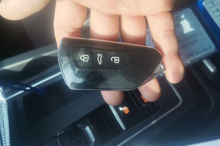 Used Volkswagen Golf 2023 Facelift 280TSI DSG R-Line Lite
