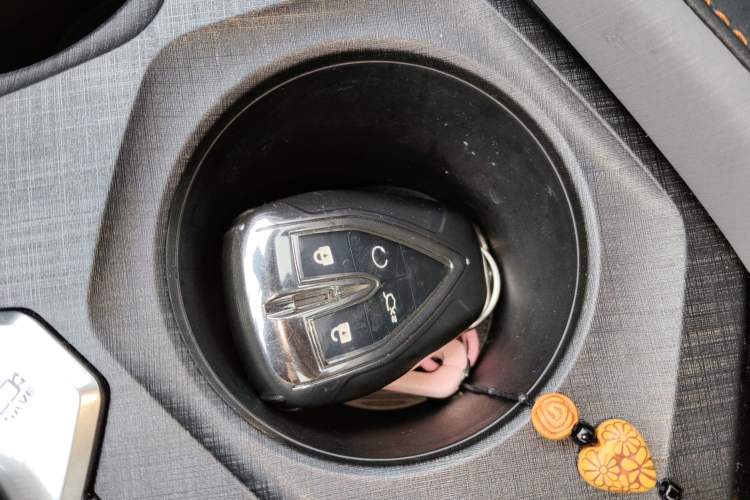 Used CHANGAN UNI-V 2022 1.5T Prestige Version
