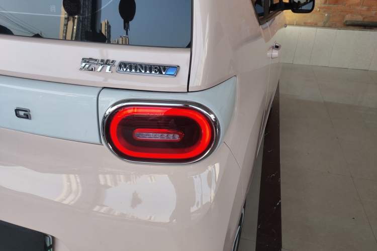 Used Wuling Hongguang MINIEV 2024 3rd Generation 120 km
