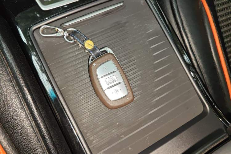 Used Hyundai Mistra 2016 1.8L Automatic Smart GLS
