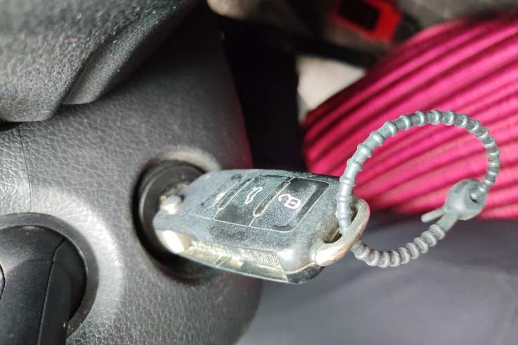 Used Volkswagen Polo 2016 1.6L Automatic Comfort Model
