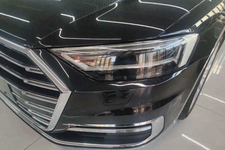 Used Audi A8 2022 A8L 50 TFSI quattro Comfort Edition Collector's Model Left Front Headlight