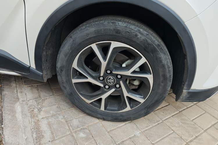 Used Toyota C-HR 2018 2.0L Leading Special Edition China V Standard