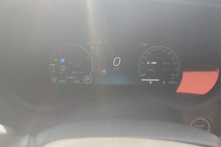 Used Toyota Granvia 2024 2.5L Hybrid Prestige PLUS Four-Wheel Drive Version Instrument Cluster