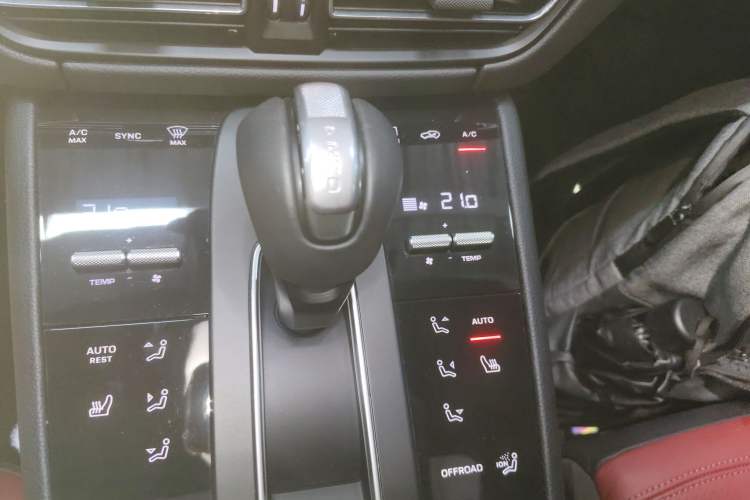 Used Porsche Macan 2022 Macan 2.0T