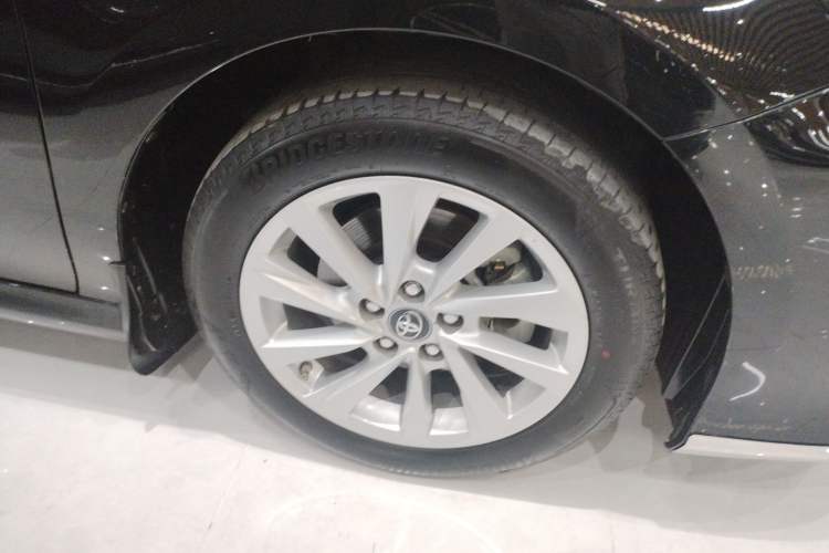 Used Toyota Camry 2021 2.0G Luxury Edition