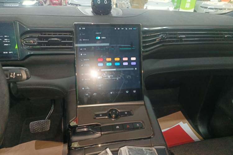 Used Nio EC6 2020 605 km Sport Edition
