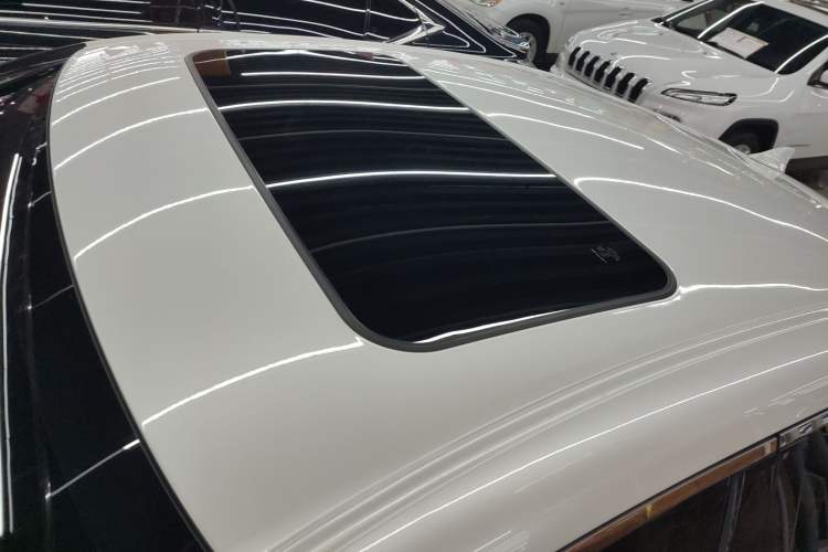 Used Lexus ES 2020 300h Premier Edition