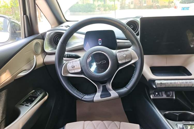 Used BYD Dolphin 2021 405 km Fashion Edition
