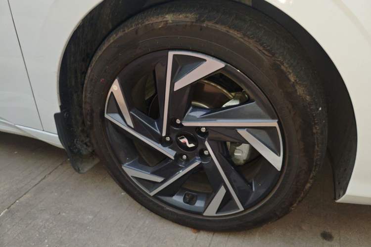 Used Hyundai Elantra 2023 1.5L CVT GLX Elite Edition
