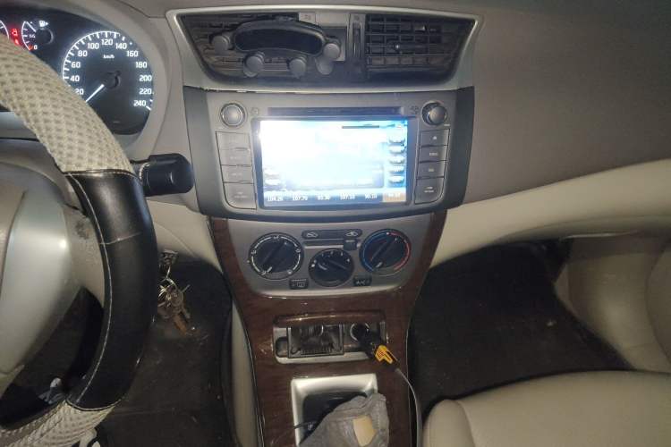 Used Nissan Sylphy 2012 1.6 XL CVT Luxury Edition
