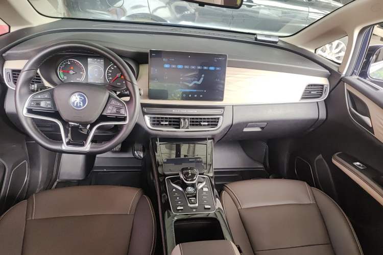 Used BYD Song MAX New Energy 2022 DM-i 105KM Prestige Model Center Console