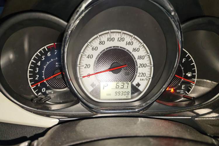 Used Toyota Vios 2016 1.5L Automatic ZhiZhen Xingyao Edition Instrument Cluster