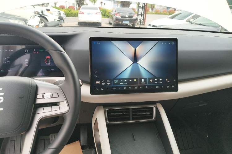 Used BYD Yuan UP 2025 Intelligent Driving Version 401 KM Dynamic Edition