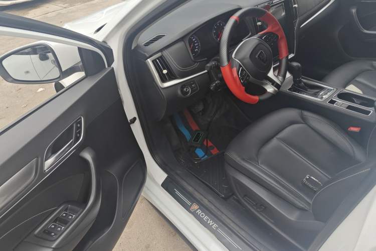 Used Roewe i6 2020 PLUS 1.6L CVT 4G Connected Glory Flagship Edition Driver Seat