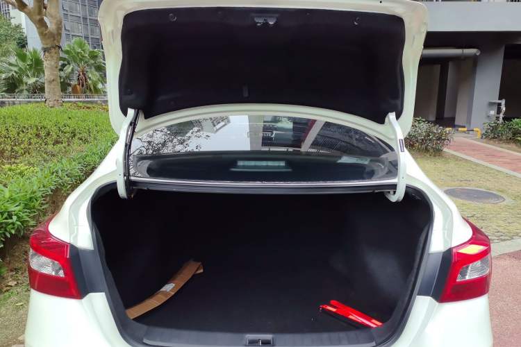 Used Nissan Sylphy 2022 Classic 1.6XE CVT Comfort Edition Trunk