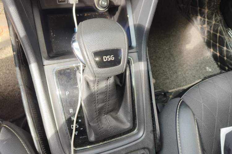 Used Skoda Karoq 2018 TSI280 Luxury Edition China V Standard Gear Lever
