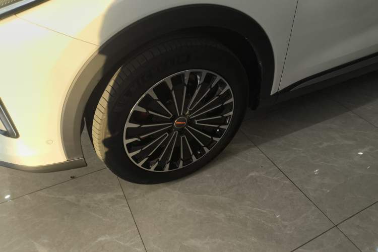 Used EXEED Stellar C-DM 2025 200 with Ultra-Long Range Pro All-Wheel Drive