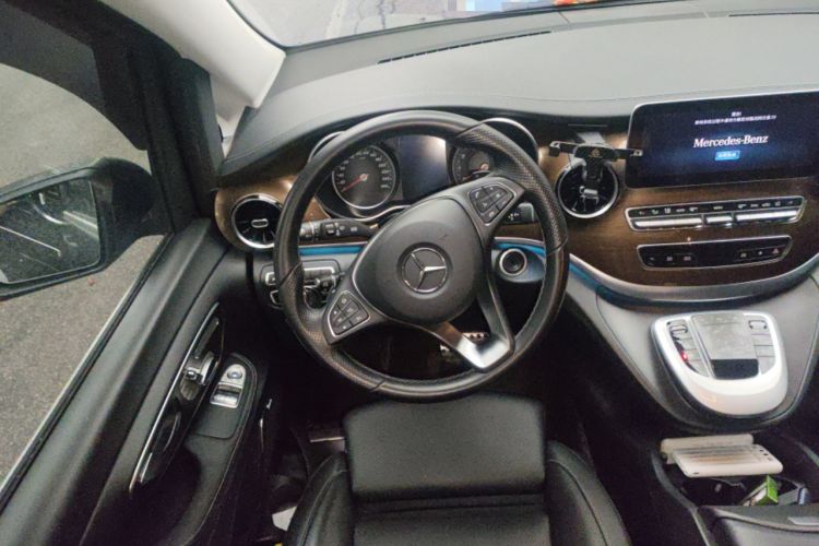 Used Mercedes-Benz V-Class 2022 V 260 L Long-wheelbase Luxury Edition Steering Wheel