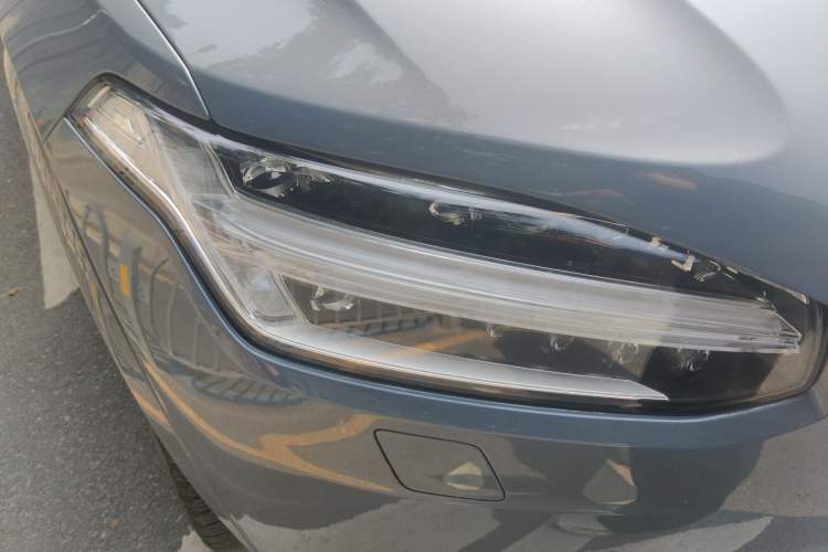 Used Volvo XC90 2019 T6 Zhiyi Edition 7-Seater China VI Standard