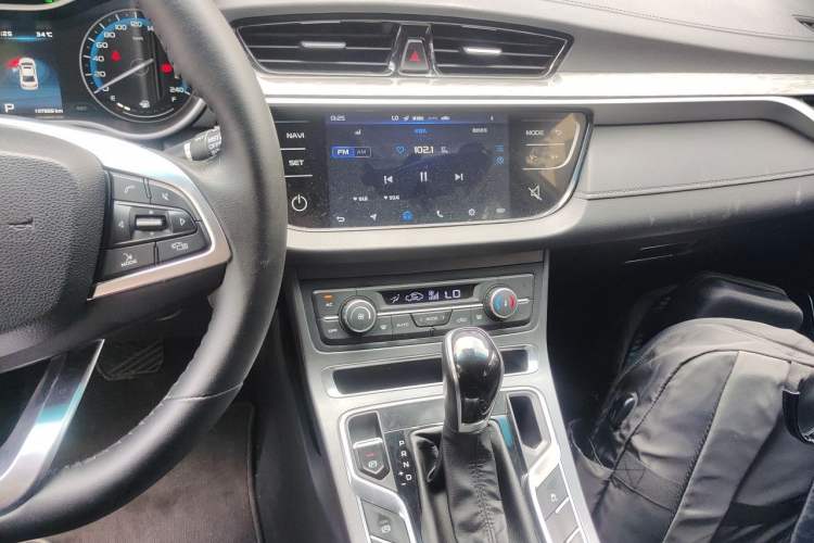 Used Geely Auto Emgrand 2019 Leading Edition 1.5L CVT Luxury Model China VI Standard
