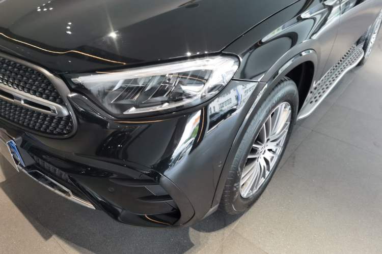 Used Mercedes-Benz GLC 2023 Refreshed GLC 300 L 4MATIC Dynamic Edition 5 Seats