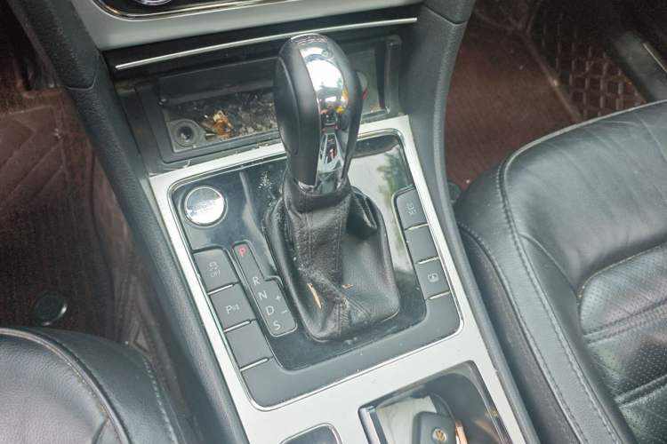 Used Volkswagen Passat 2015 1.8TSI DSG Prestige Edition