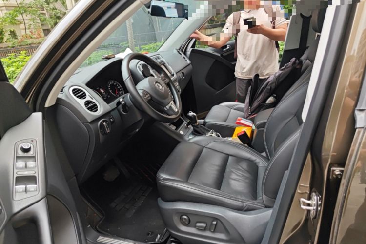 Used Volkswagen Tiguan 2016 300TSI Automatic Two-Wheel Drive Luxury Edition Left Front Seat