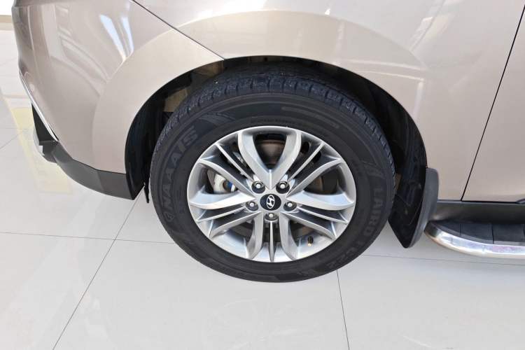 Used Hyundai ix35 2013 2.0L Automatic Two-Wheel Drive Smart GLS China IV Standard
