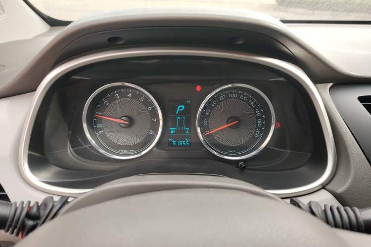 Used Chevrolet Lova RV 2016 1.5L Automatic Comfort Edition