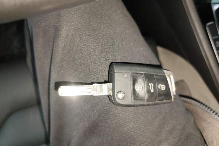 Used Volkswagen Golf 2016 1.4TSI Automatic R-Line Interior 1