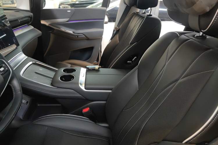 Used XPeng X9 2024 702 Ultra-Long Range Pro