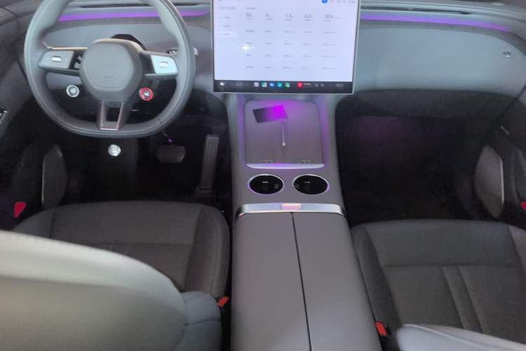 Used Xiaomi Auto YU7 2025 Ultra-Long Range Rear-Wheel Drive Version
