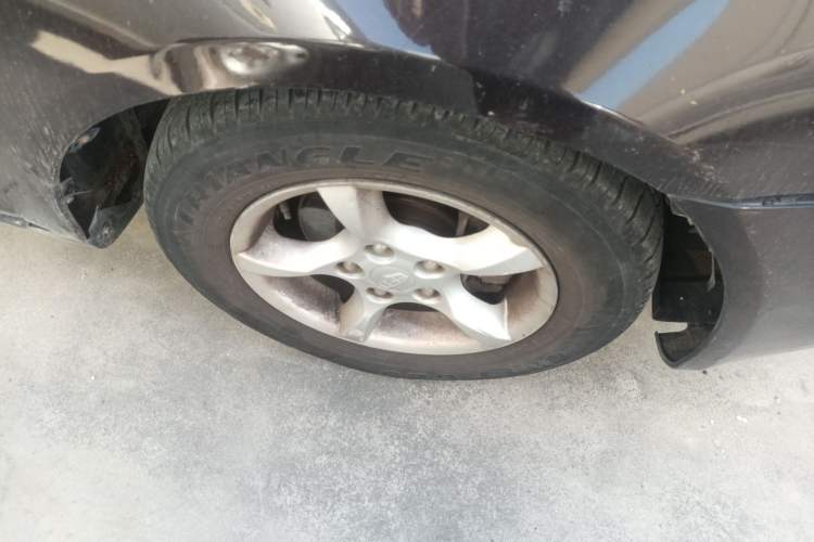 Used Geely Auto Classic Emgrand 2012 Hatchback 1.5L Manual Chao Yue Model Right Front Wheel Hub
