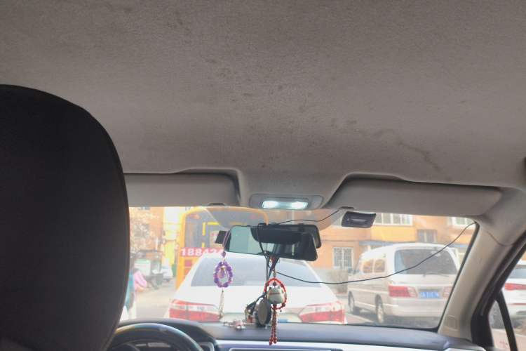 Used Brilliance V3 2016 1.5L Manual Comfort Model Headliner