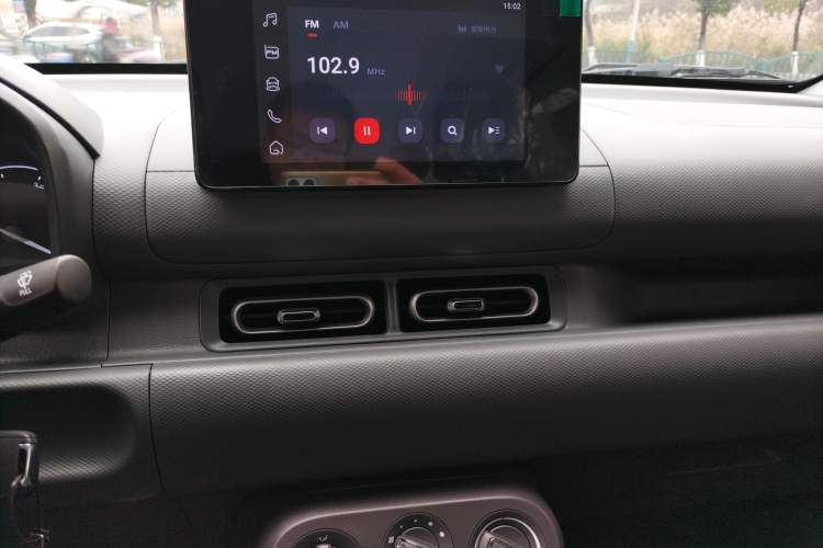 Used Wuling Hongguang New Energy 2025 Extended-Range Hybrid 50KM Comfort Version
