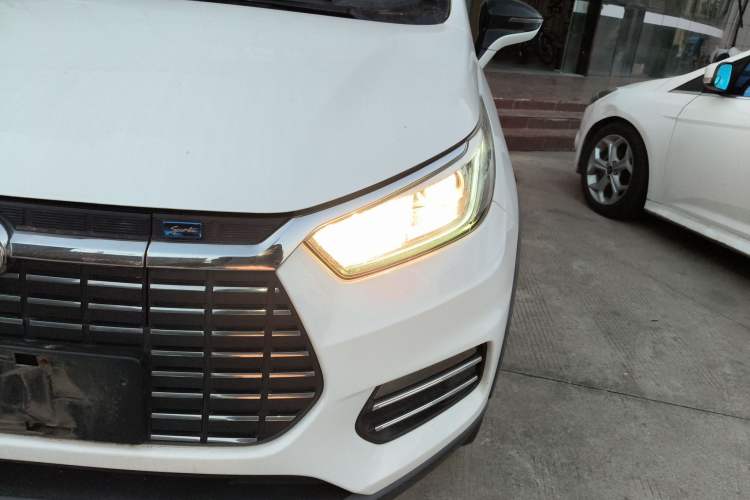 Used BYD Yuan New Energy 2018 EV360 Smart Connect Cool Edition