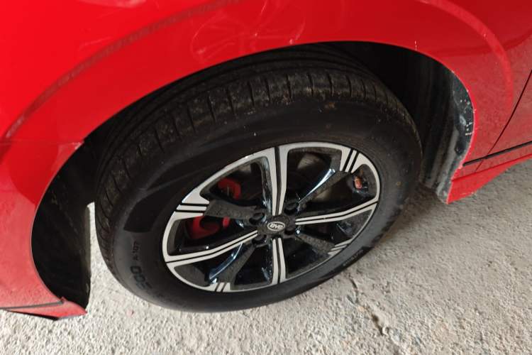 Used BYD e2 2020 Upgraded Version Long-Range Edition Luxury Model Left Front Wheel Hub