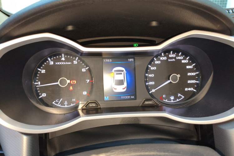 Used Geely Auto Emgrand GL 2017 1.8L Manual Elite Model
