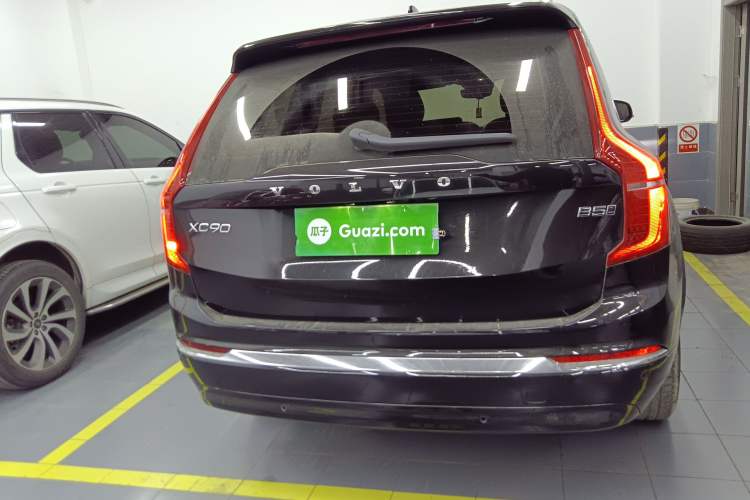 Used Volvo XC90 2024 B5 SmartDrive Luxury Edition 5 Seats